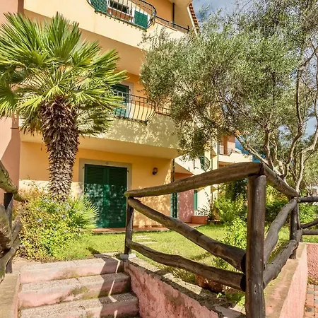 Isa-residence With Swimming-pool In Santa Teresa Di Gallura, With Air Conditioning And Private Outdoor Space * サンタ・テレーザ・ガッルーラ