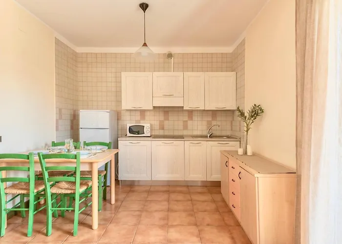 Aparthotel Isa-residence: Poolside With Ac In 4*